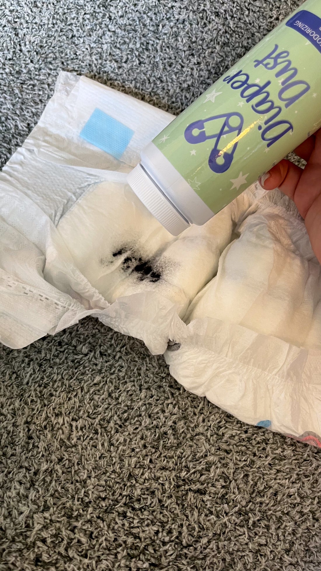 Diaper Dust How to Control Stinky Diaper Odor