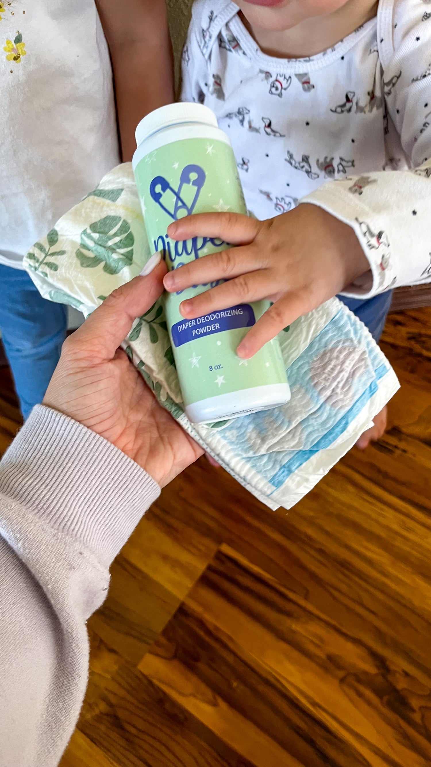 Diaper Dust How to Control Stinky Diaper Odor